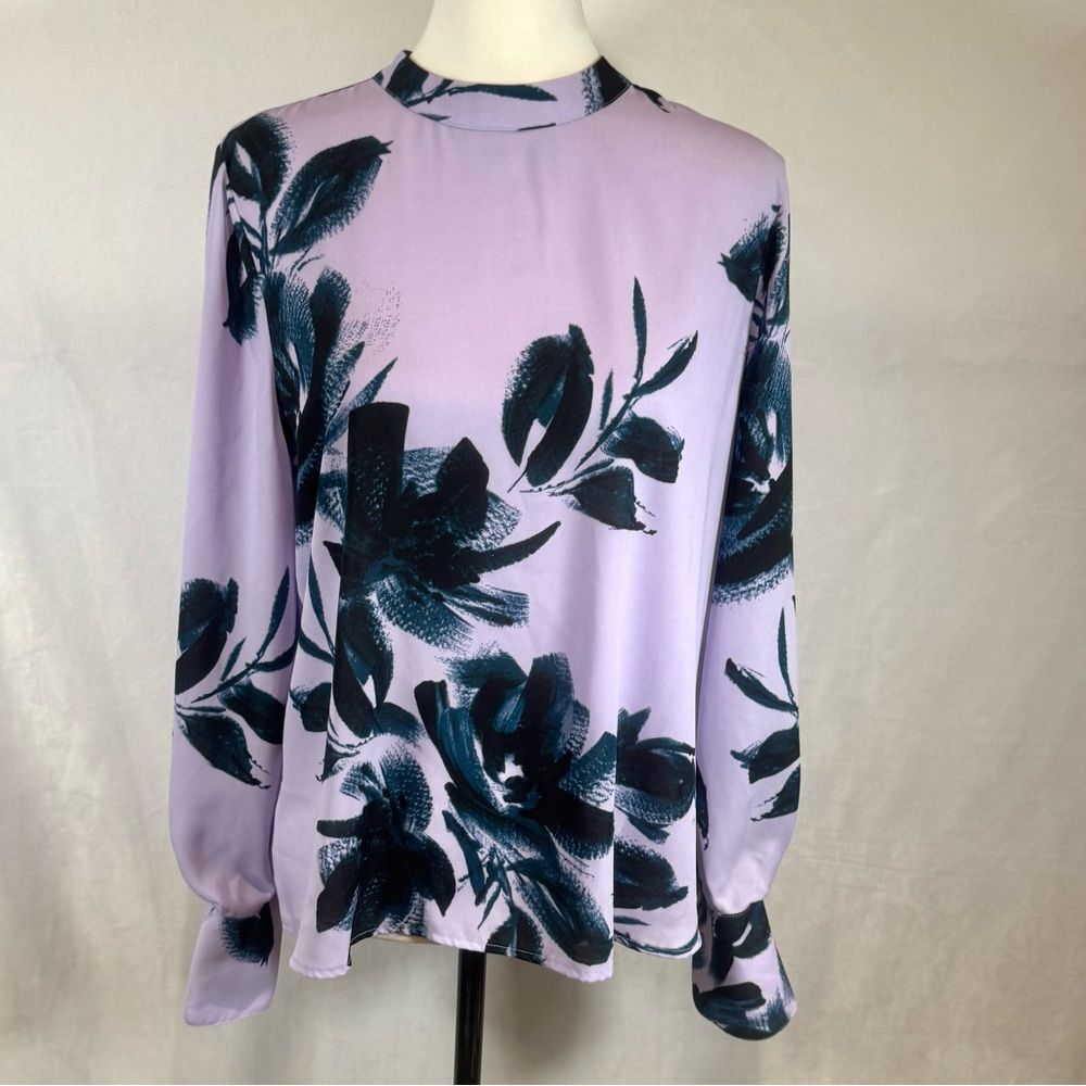 Worthington long sleeve purple floral top size medium
